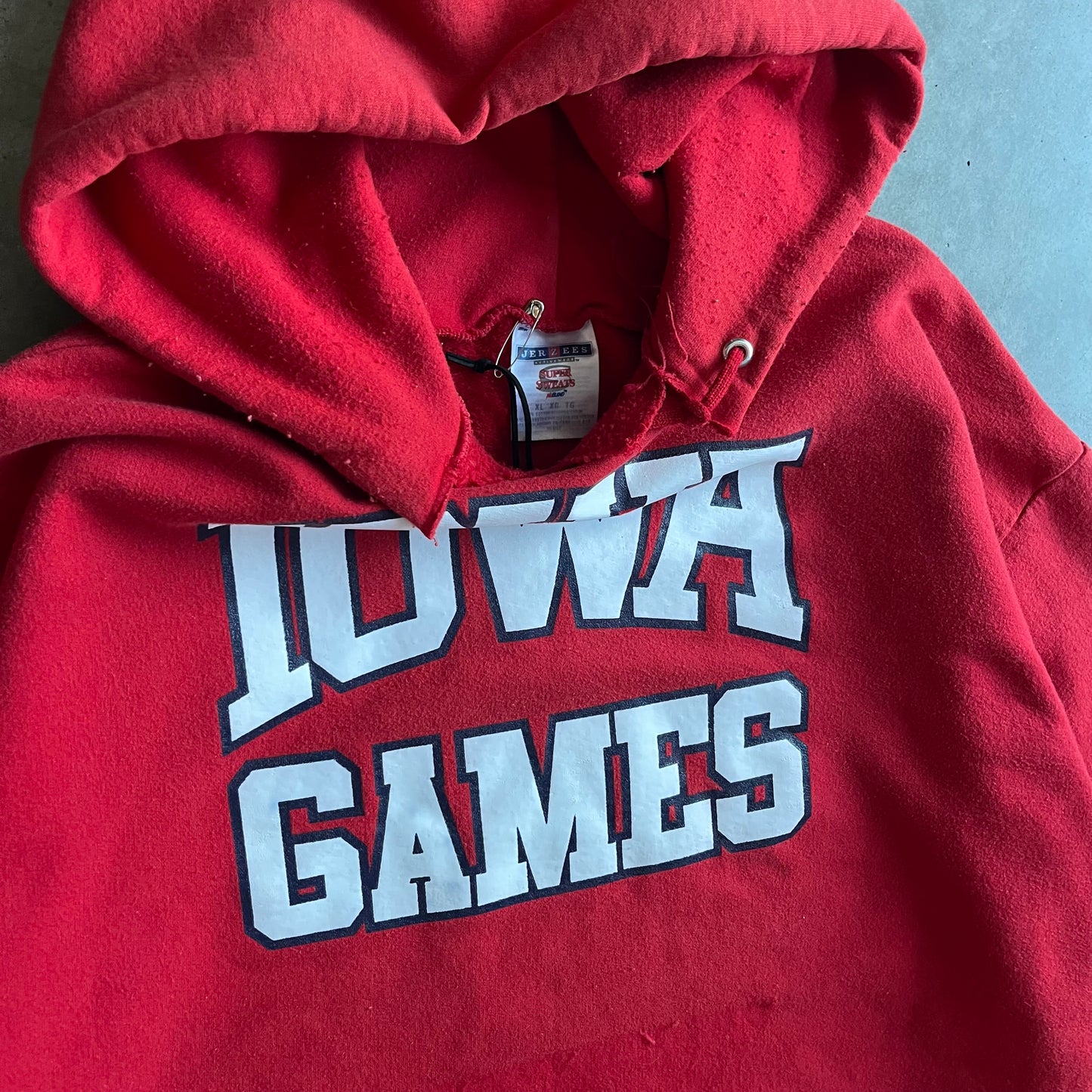 Y2K Iowa Games Red Spell Out Chopped Hoodie