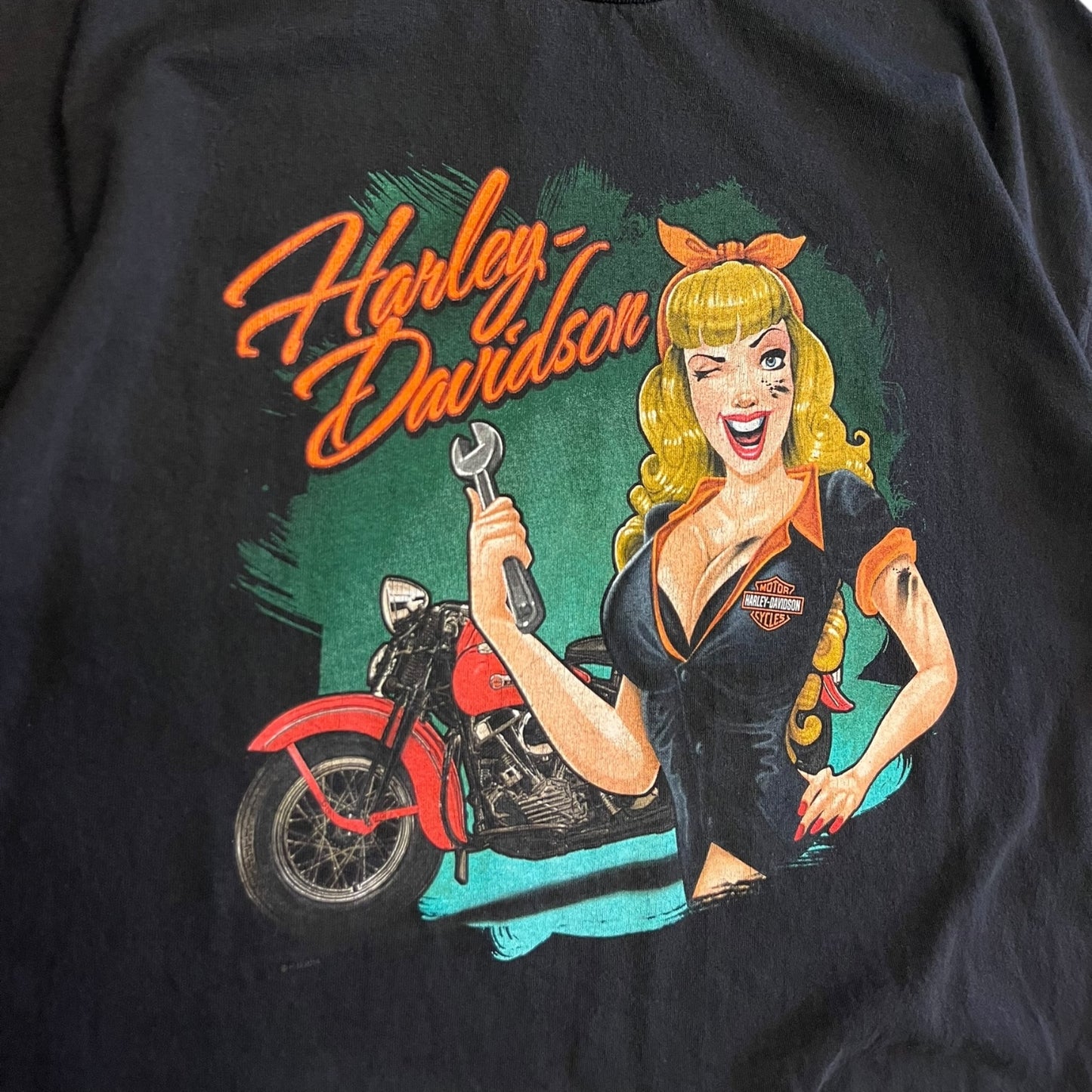 Y2K Harley Davidson Sturgis Mechanic Women Tee