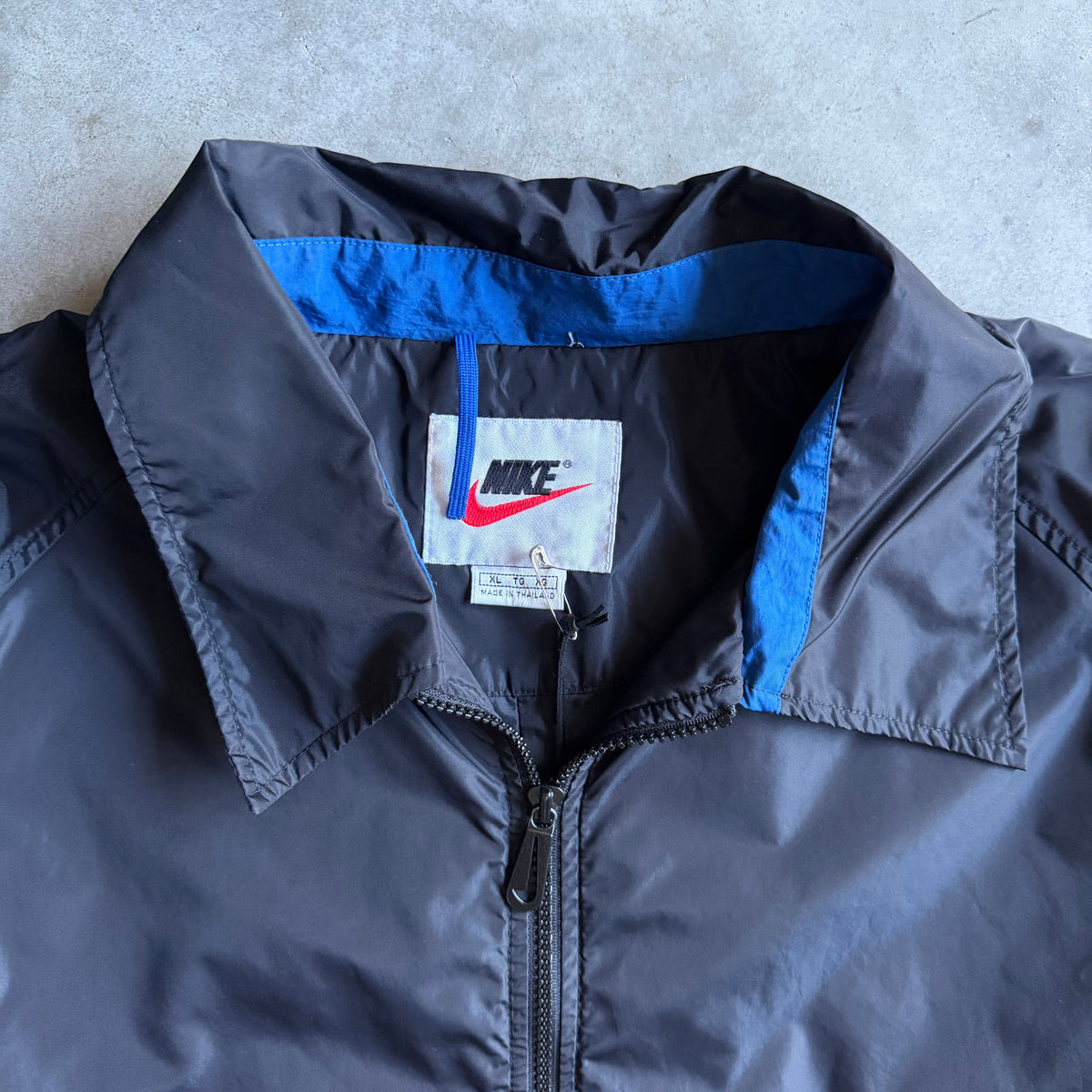 Y2K Nike Black Windbreaker Jacket