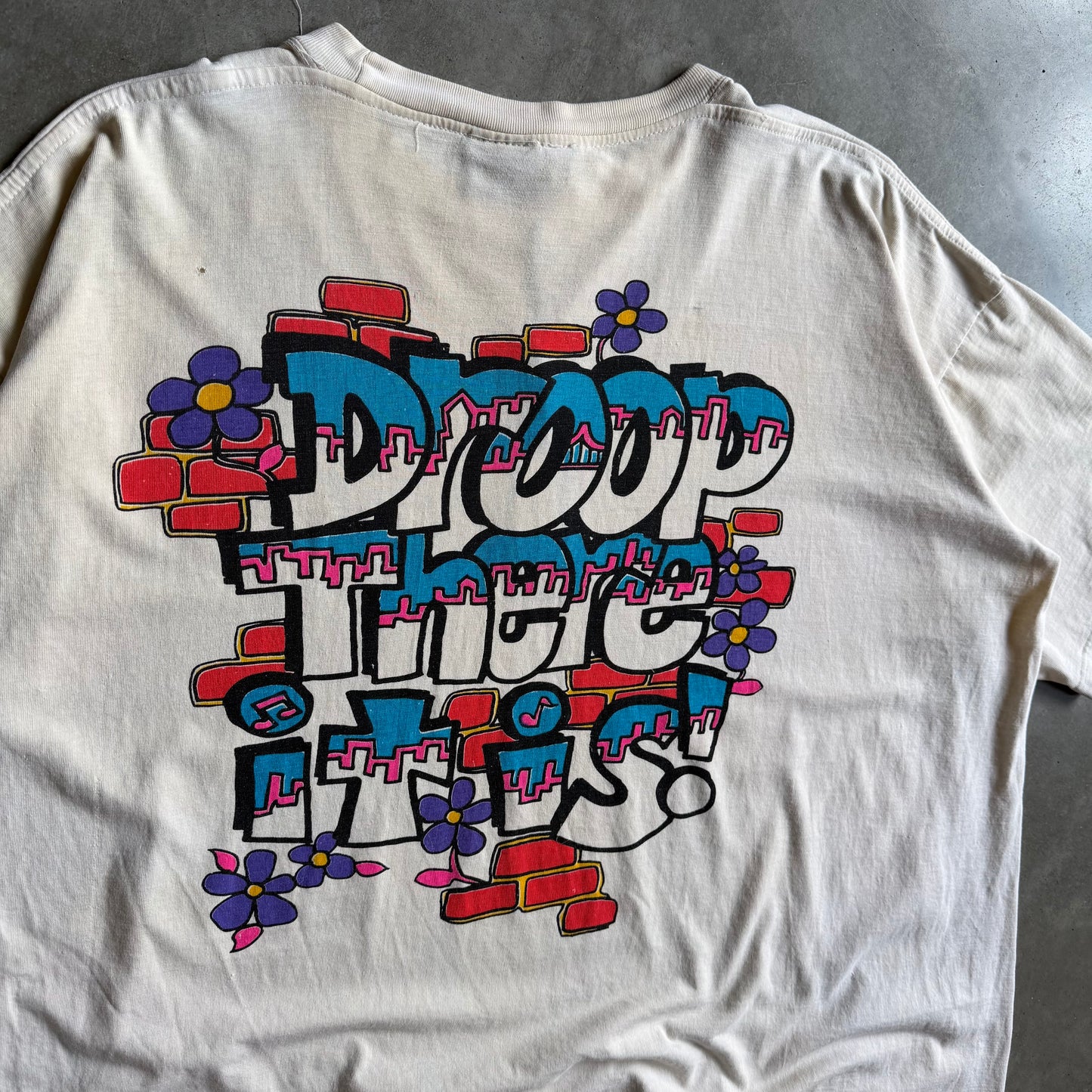 Vintage Droopy Dog ‘Droop There It Is’ AOP T Shirt