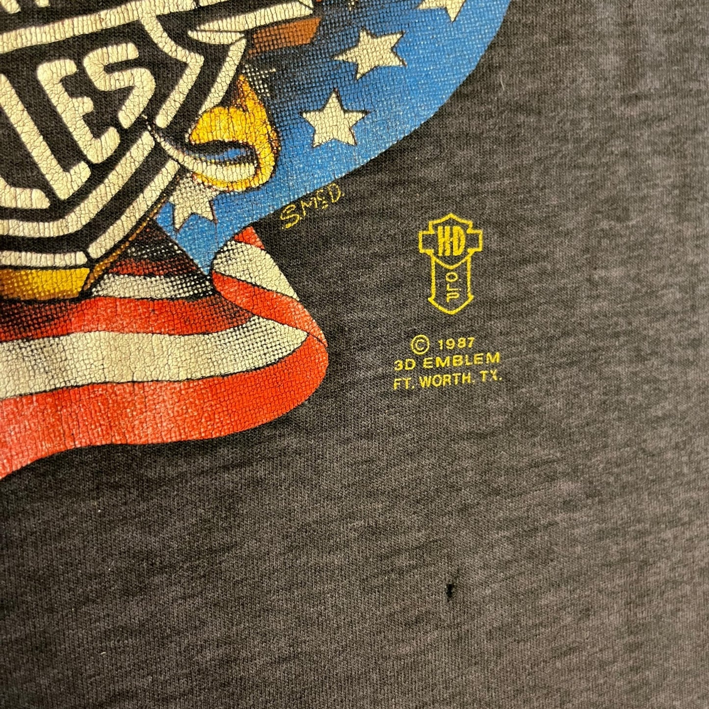 Vintage 1987 Harley Davidson 3D Emblem Eagle USA Flag Tee