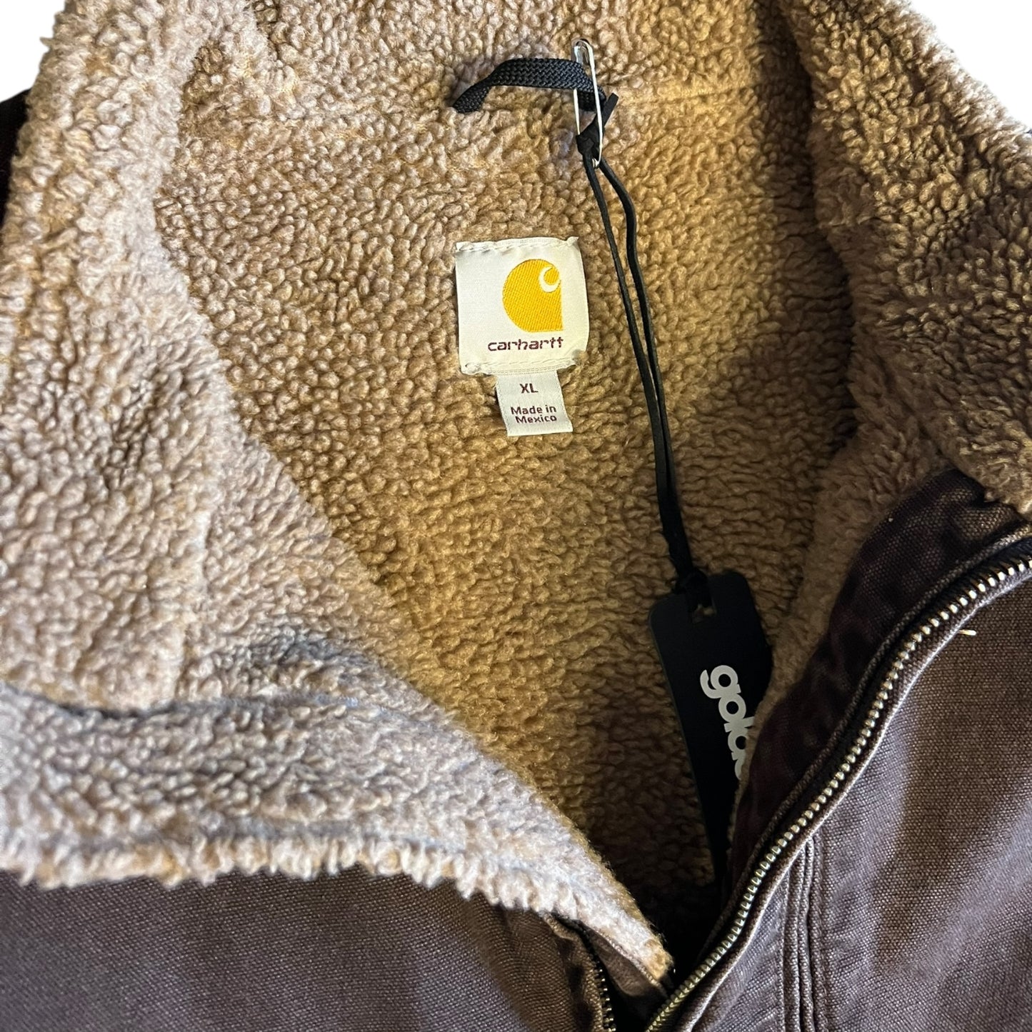 Carhartt ‘V33 DKB’ Dark Brown Sherpa Lined Vest