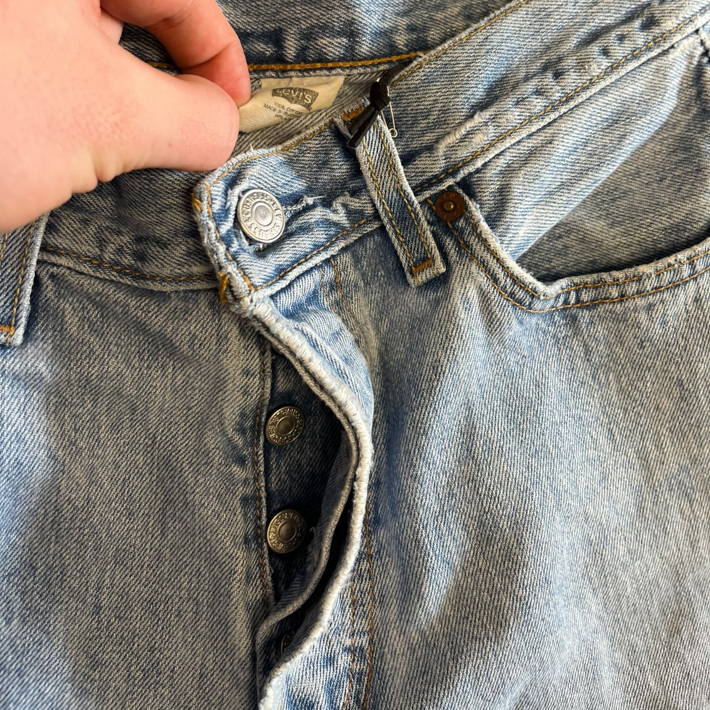 Vintage Levi’s 501 Light Wash Jeans