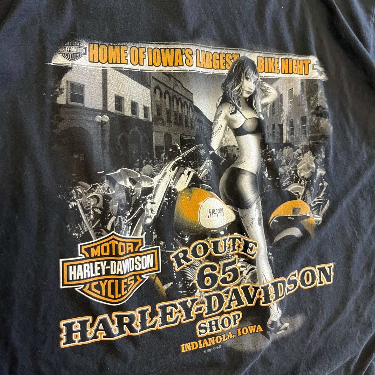 Y2K Indianola Biker Chick Harley Davidson Crest Tee