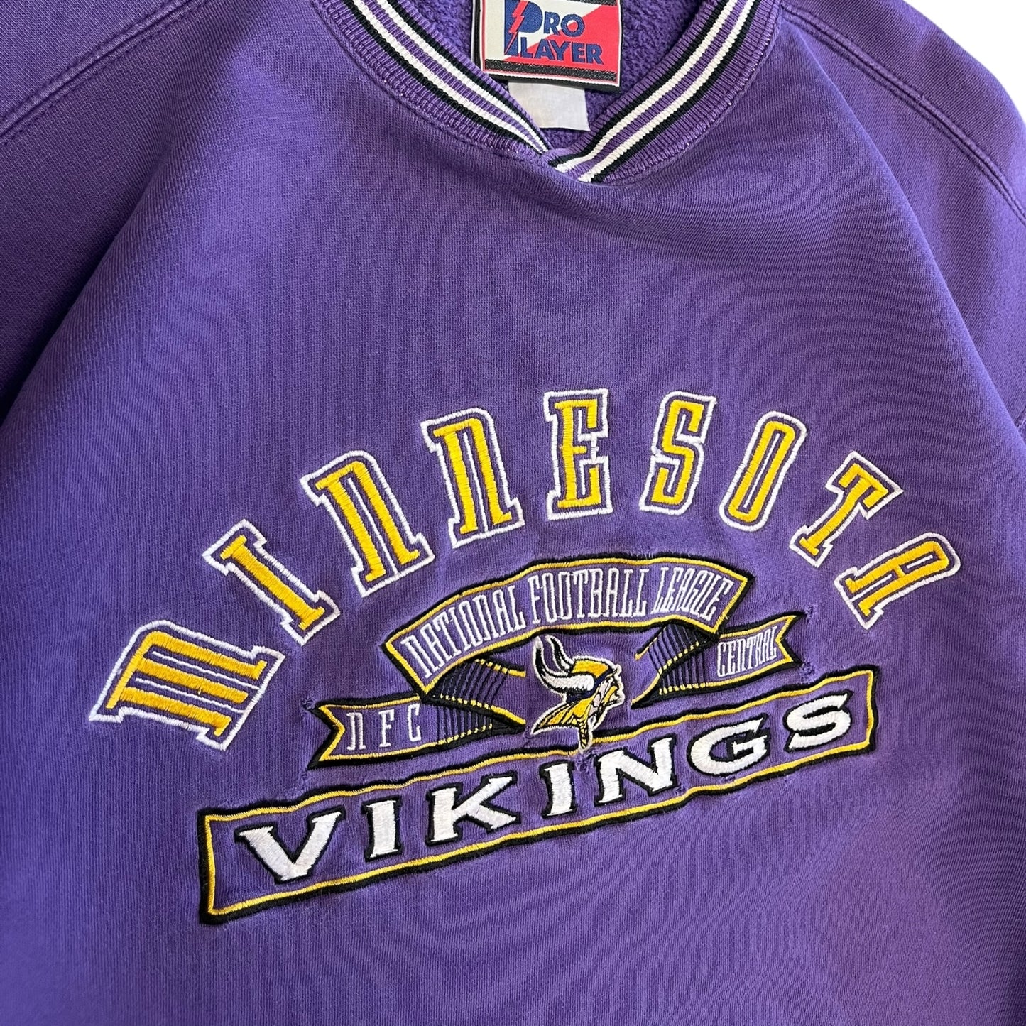 Vintage Pro Player Vikings Embroidered Sweatshirt