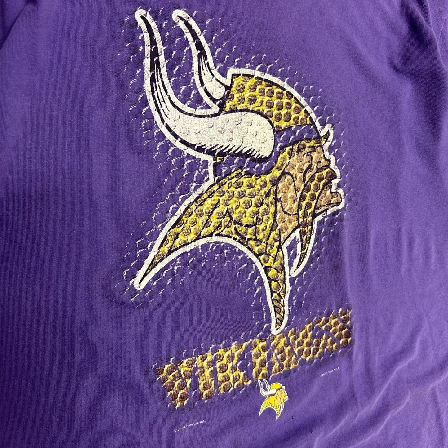Vintage 1999 Vikings Football Logo Tee