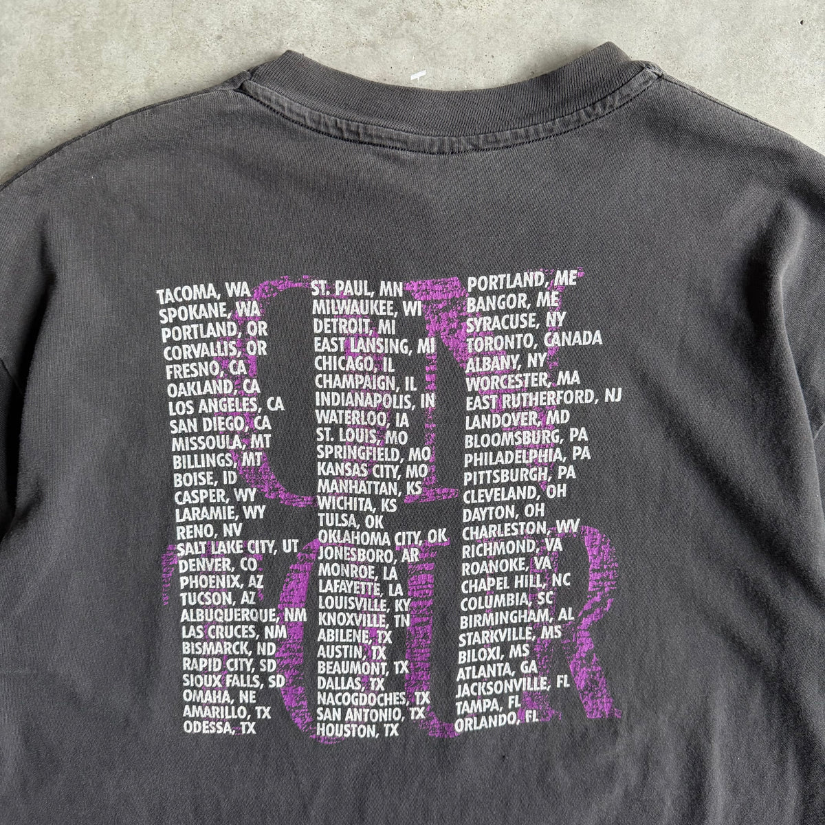 Vintage Garth Brooks On Tour 1992 Fader Country Music T Shirt
