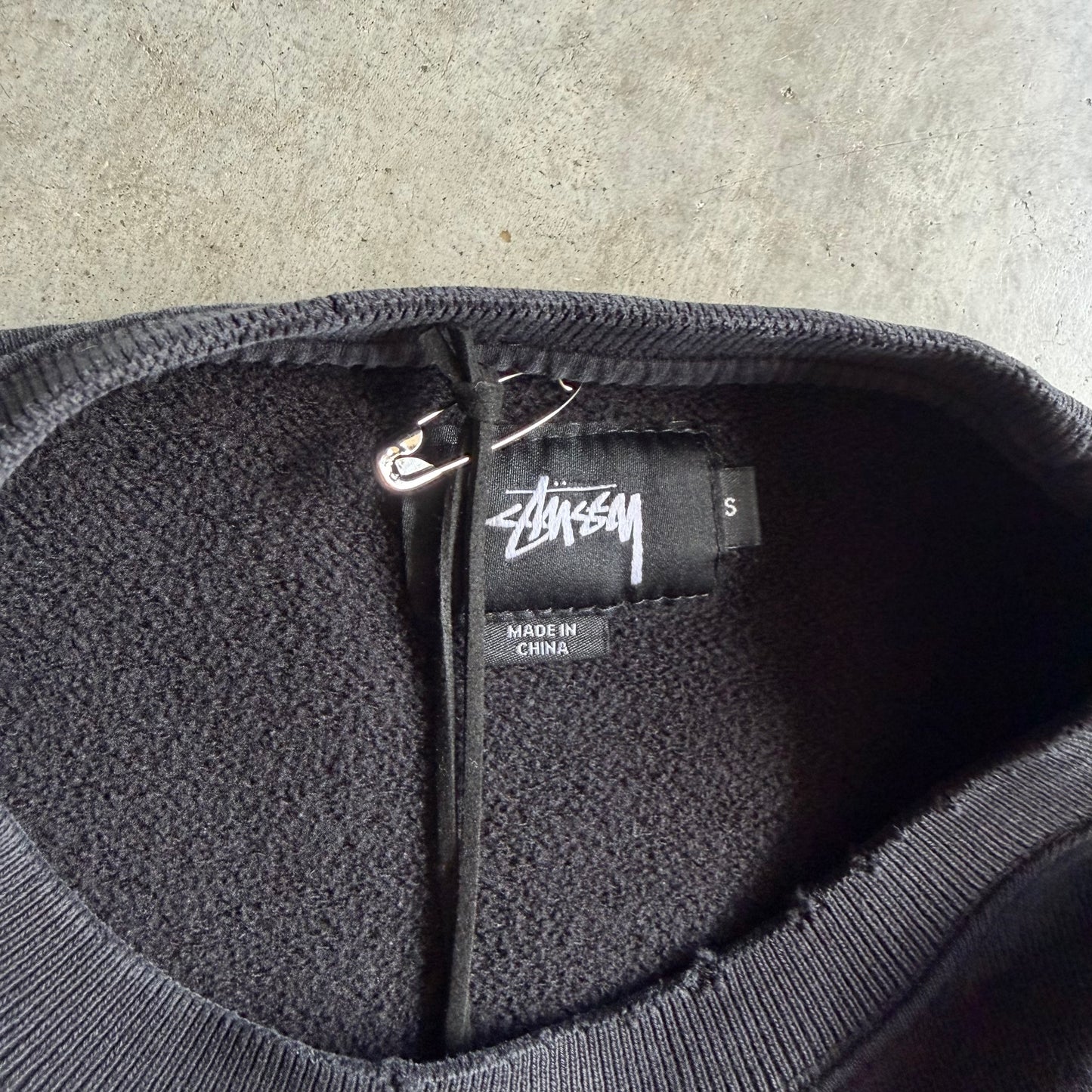 Y2K Stussy 1/2 Sleeve Silver Embroidered Spell-Out Sweatshirt