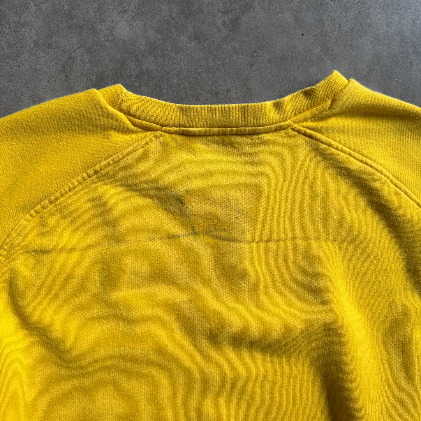 Vintage Nike Small Logo Yellow Sweatshirt