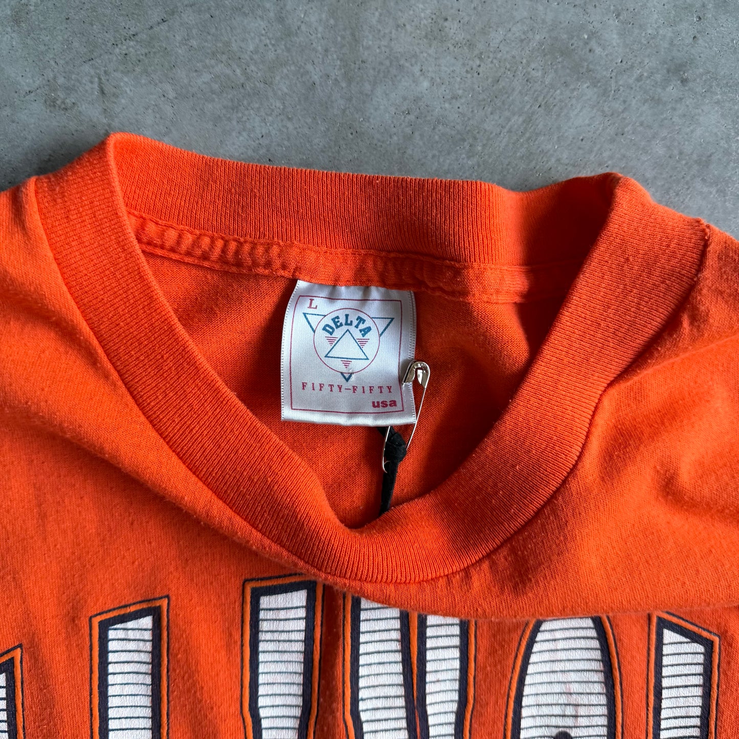 Vintage Illinois Fighting Illini Basketball T Shirt