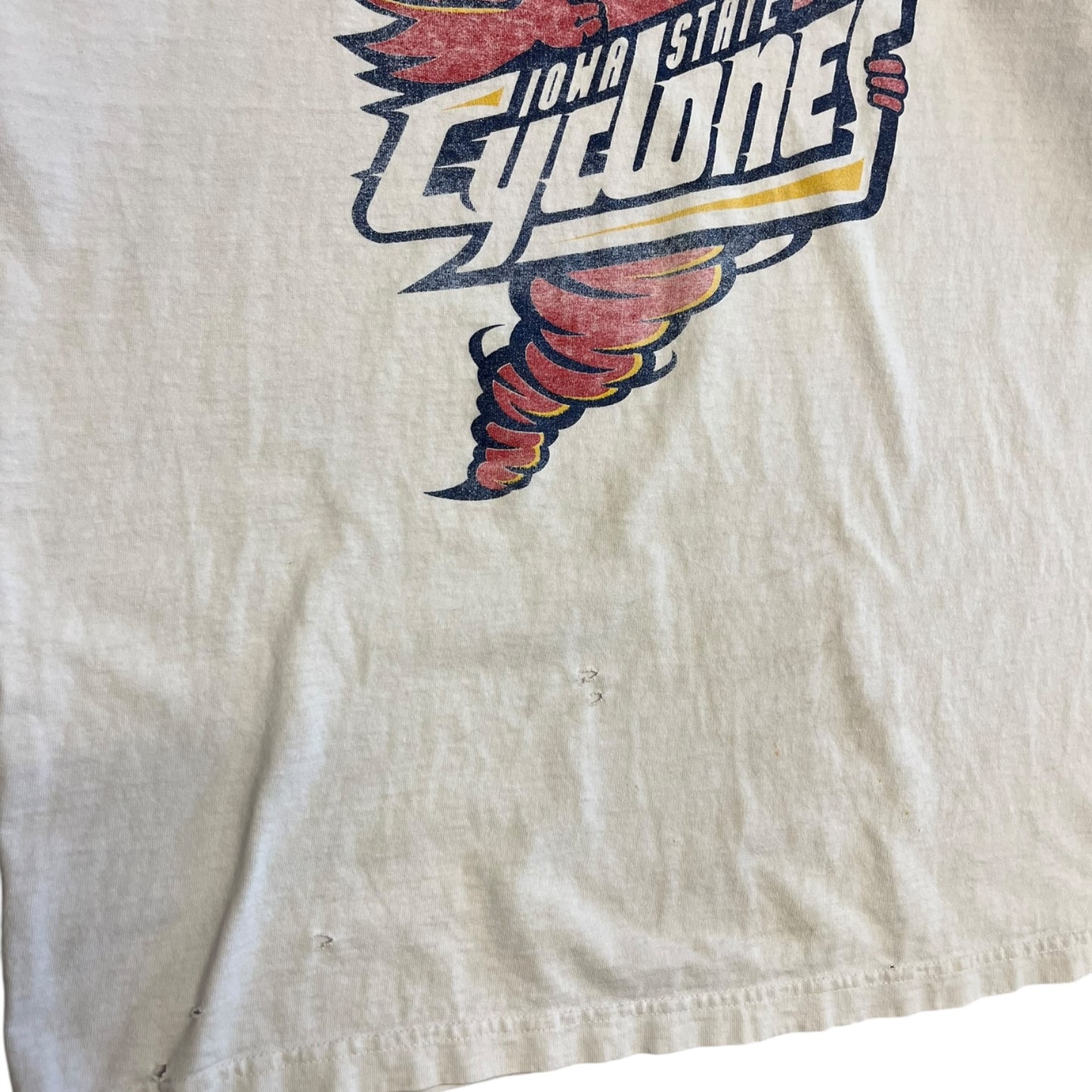 Vintage NCAA Iowa State Cynado Ringer Tee