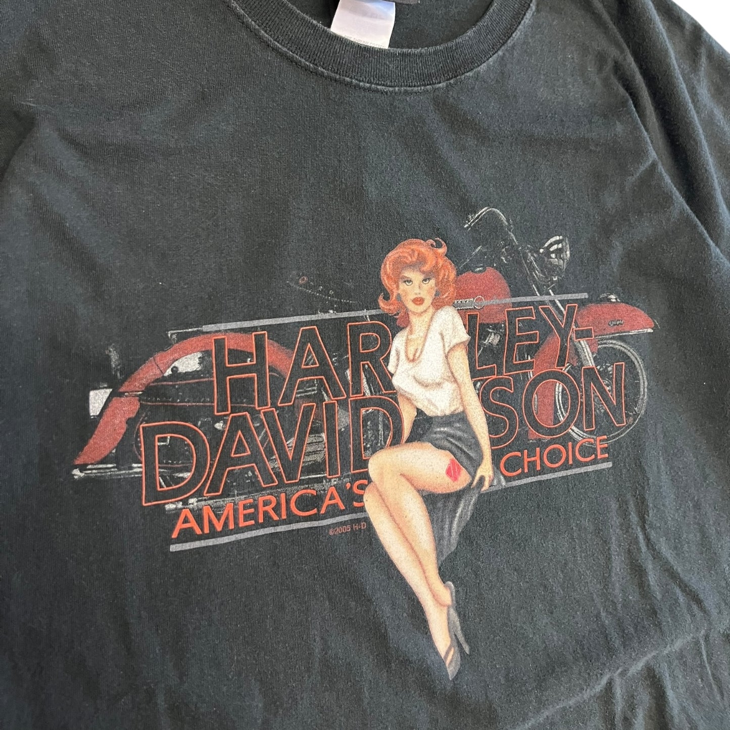 Y2K Harley Davidson Red Hair Motorcycle Women Tee