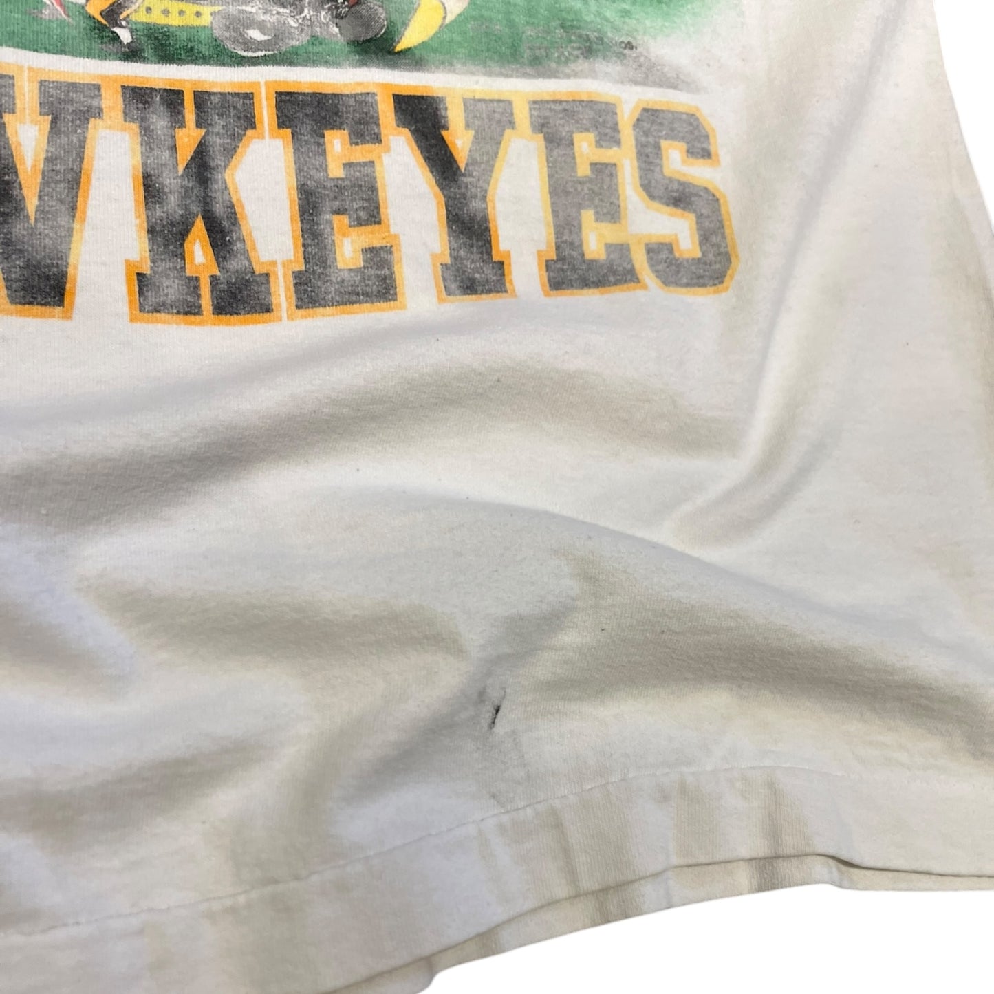 Vintage ‘Here Come The Hawkeyes’ Looney Tunes Tee