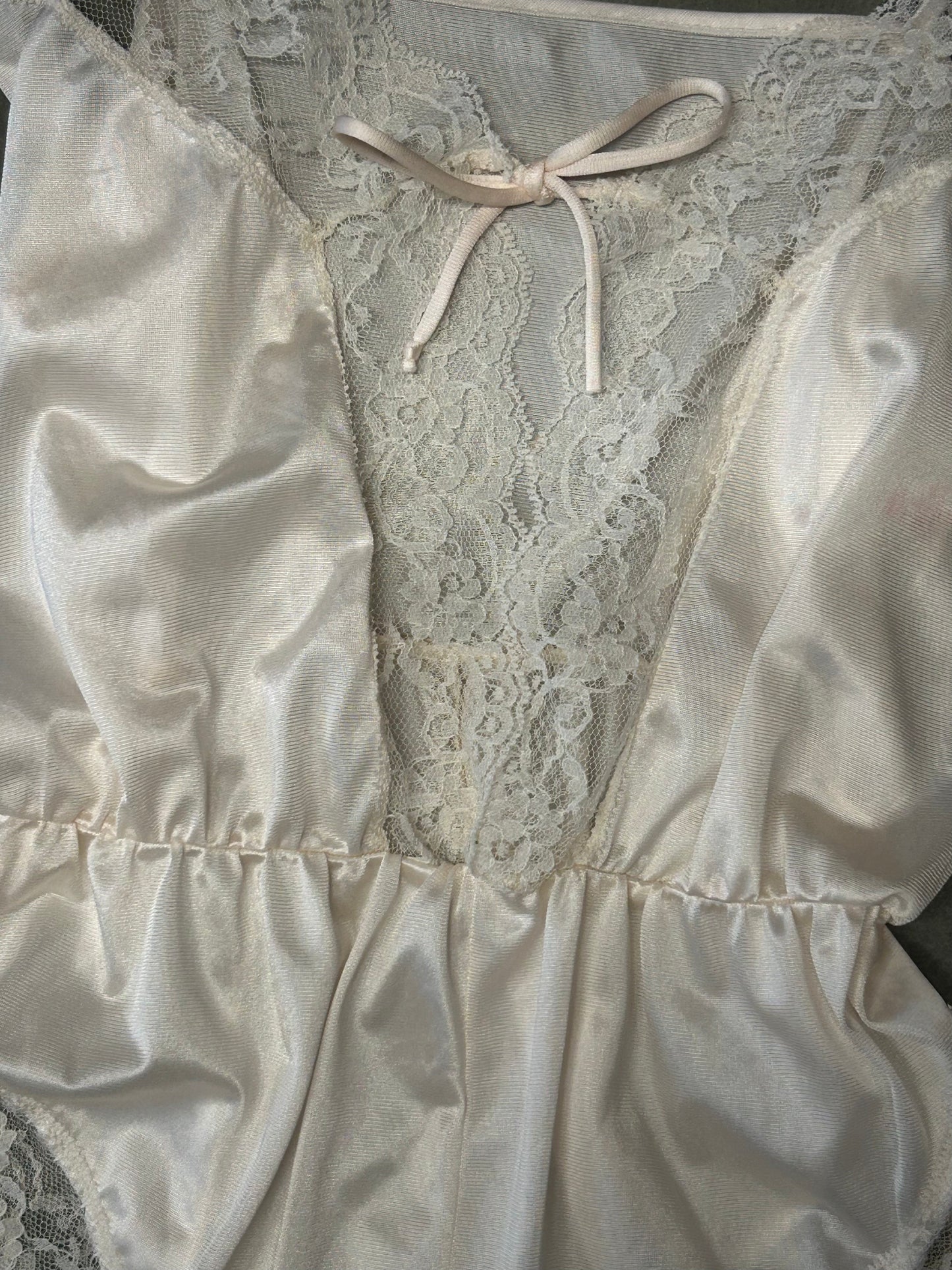 Women’s Vintage Cream Lace Teddy