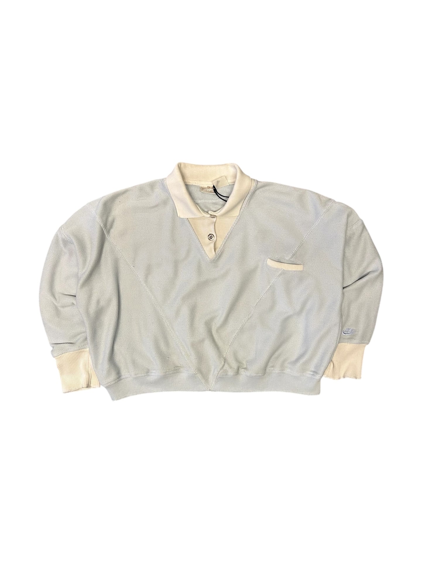 Women’s Y2K Nike Baby Blue Sweater