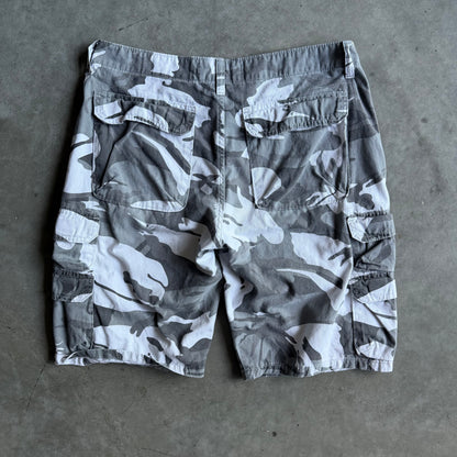 Y2K Wrangler Authentics Snow Camo Cargo Jorts