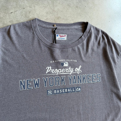 Y2K MLB New York Yankees Baseball Tee