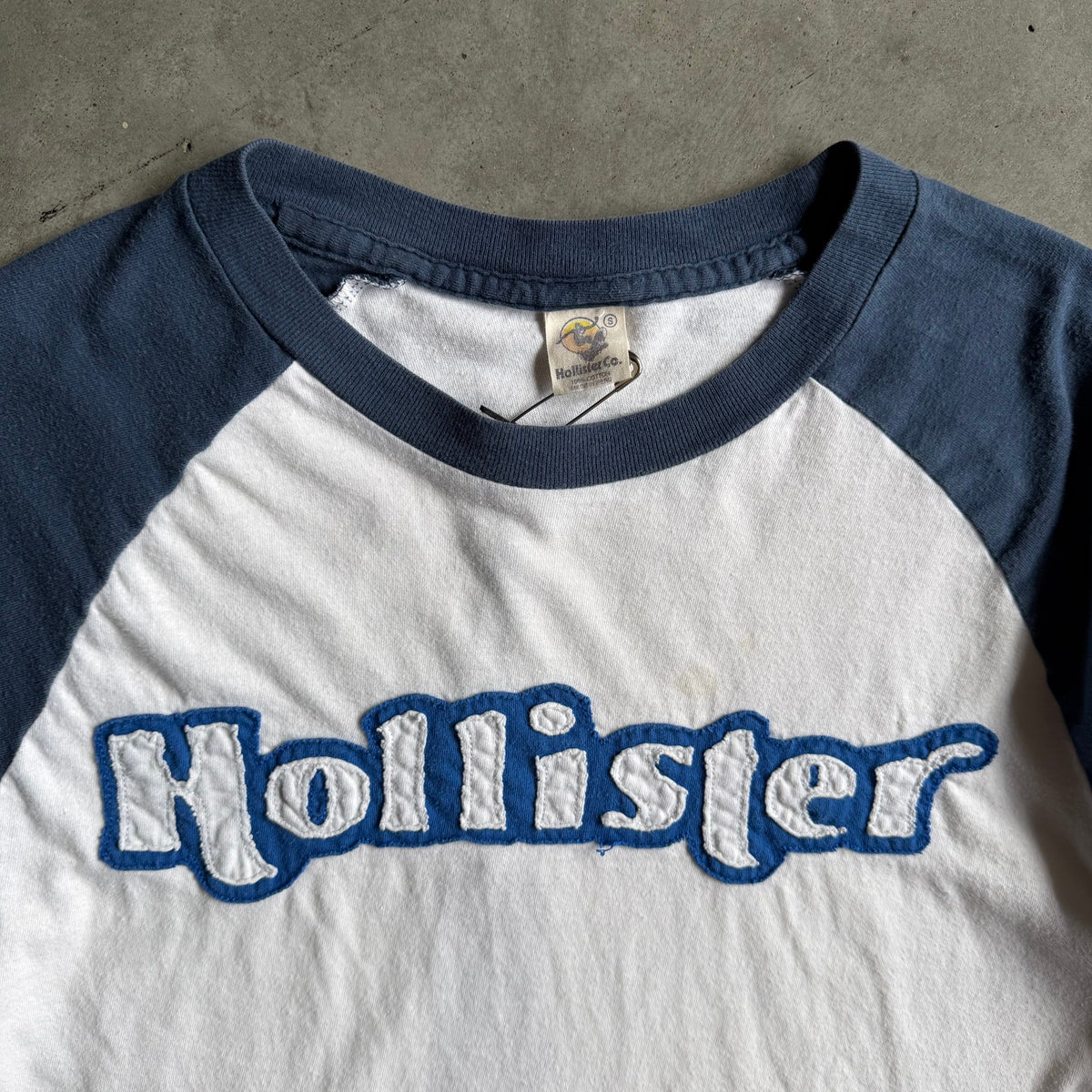 Y2K Hollister Spell Out Raglan Sleeve Shirt