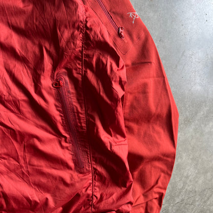 Arc’Teryx insulated Clay Windbreaker