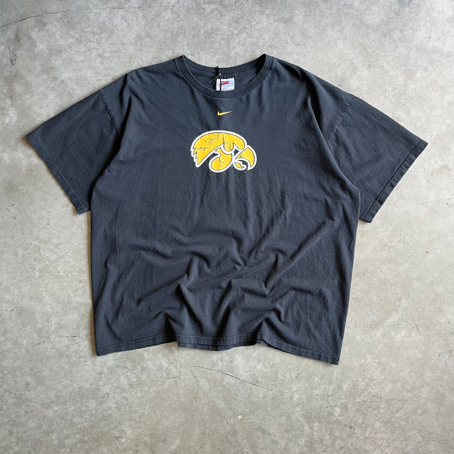 Vintage Nike Iowa Hawkeyes Centered Logo Tee