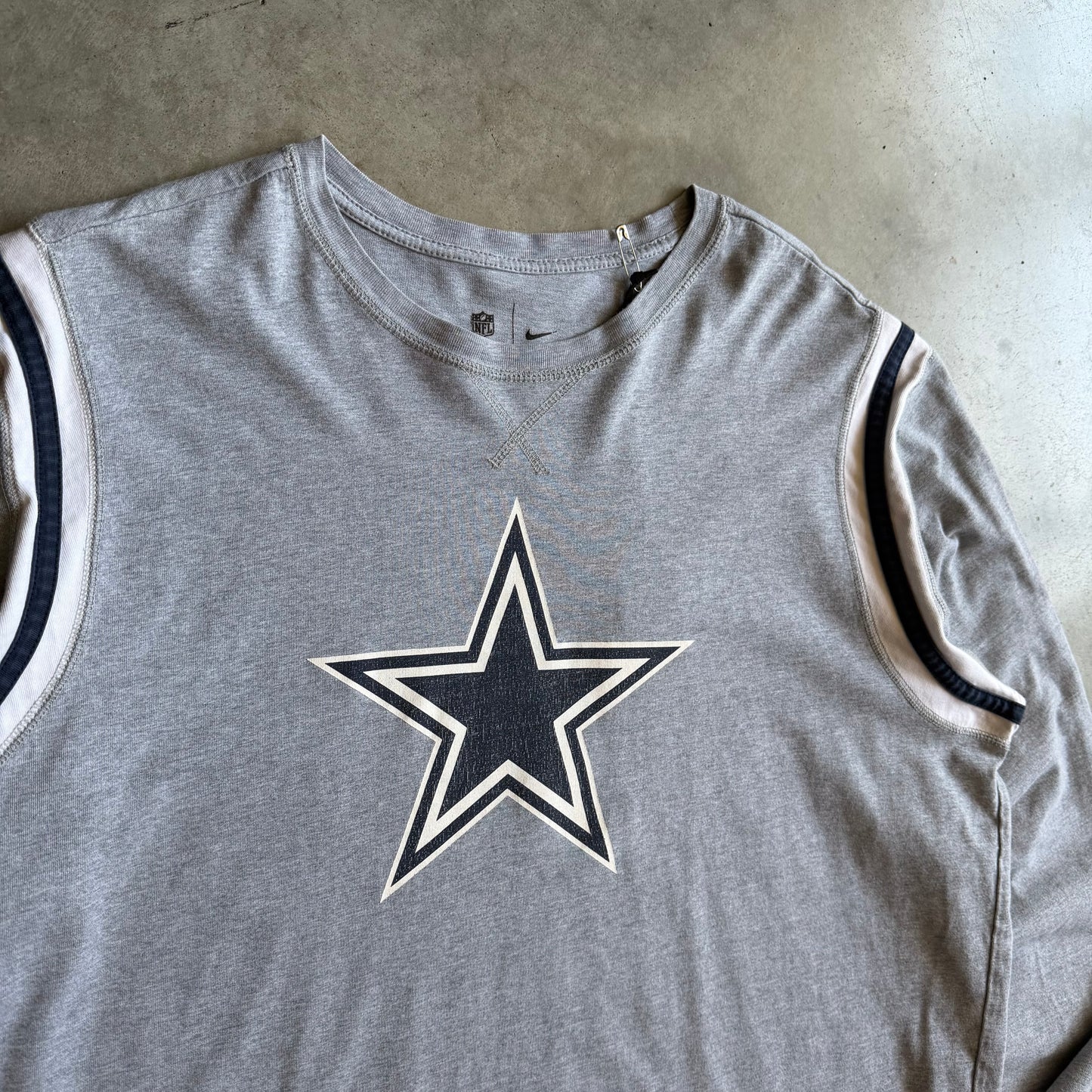 Y2K Nike Dallas Cowboys Centered Star Logo Longsleeve