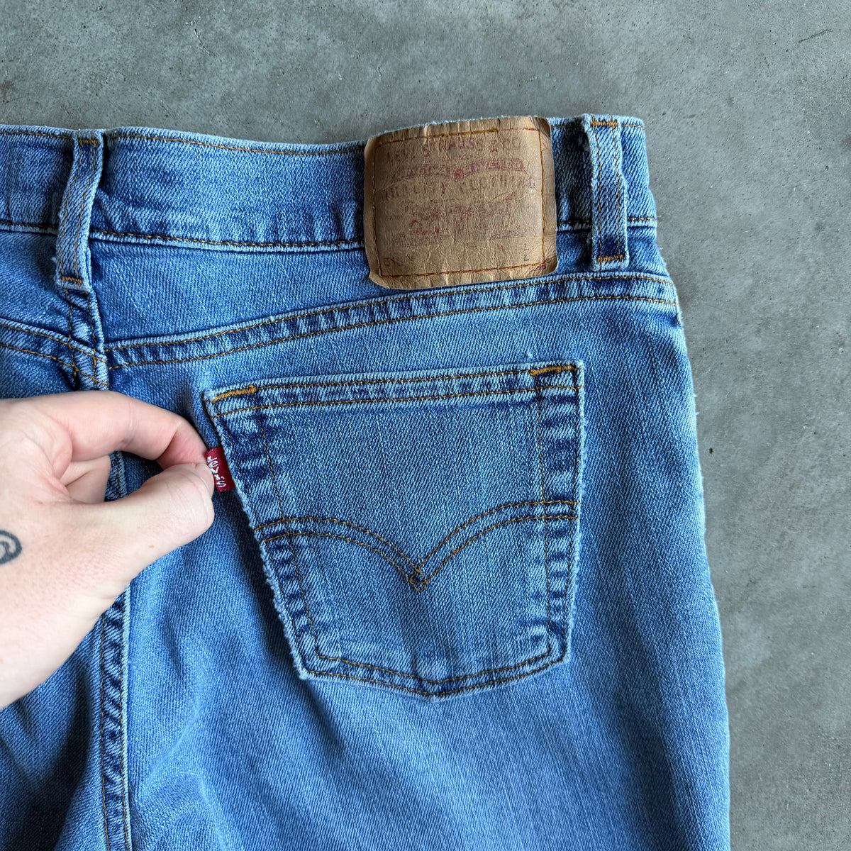 Vintage Women’s Levi’s Superlow Rise Stretch Jeans