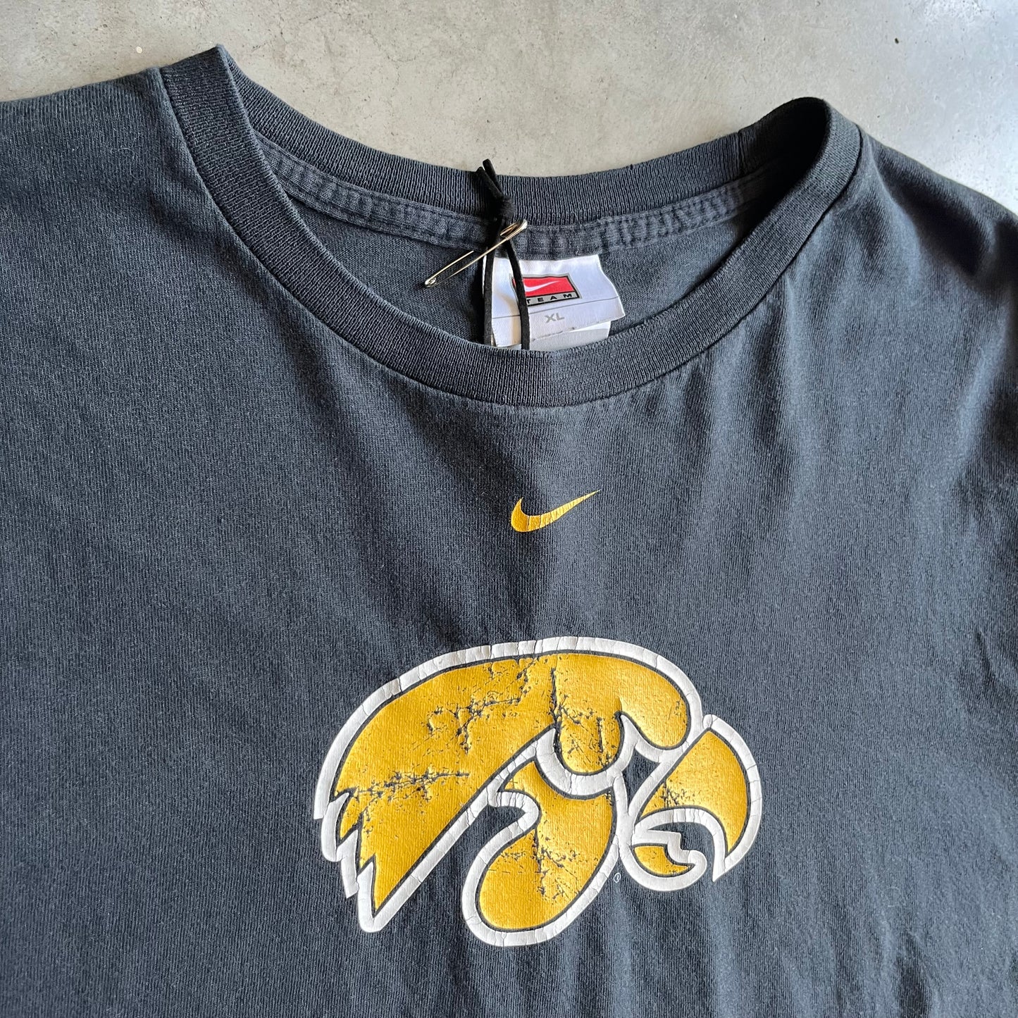 Vintage Nike Iowa Hawkeyes Centered Logo Tee