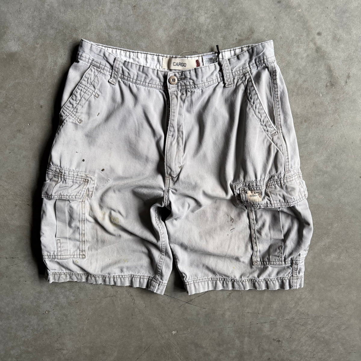 Y2K Levi’s Grey Distressed Utility Cargo Shorts