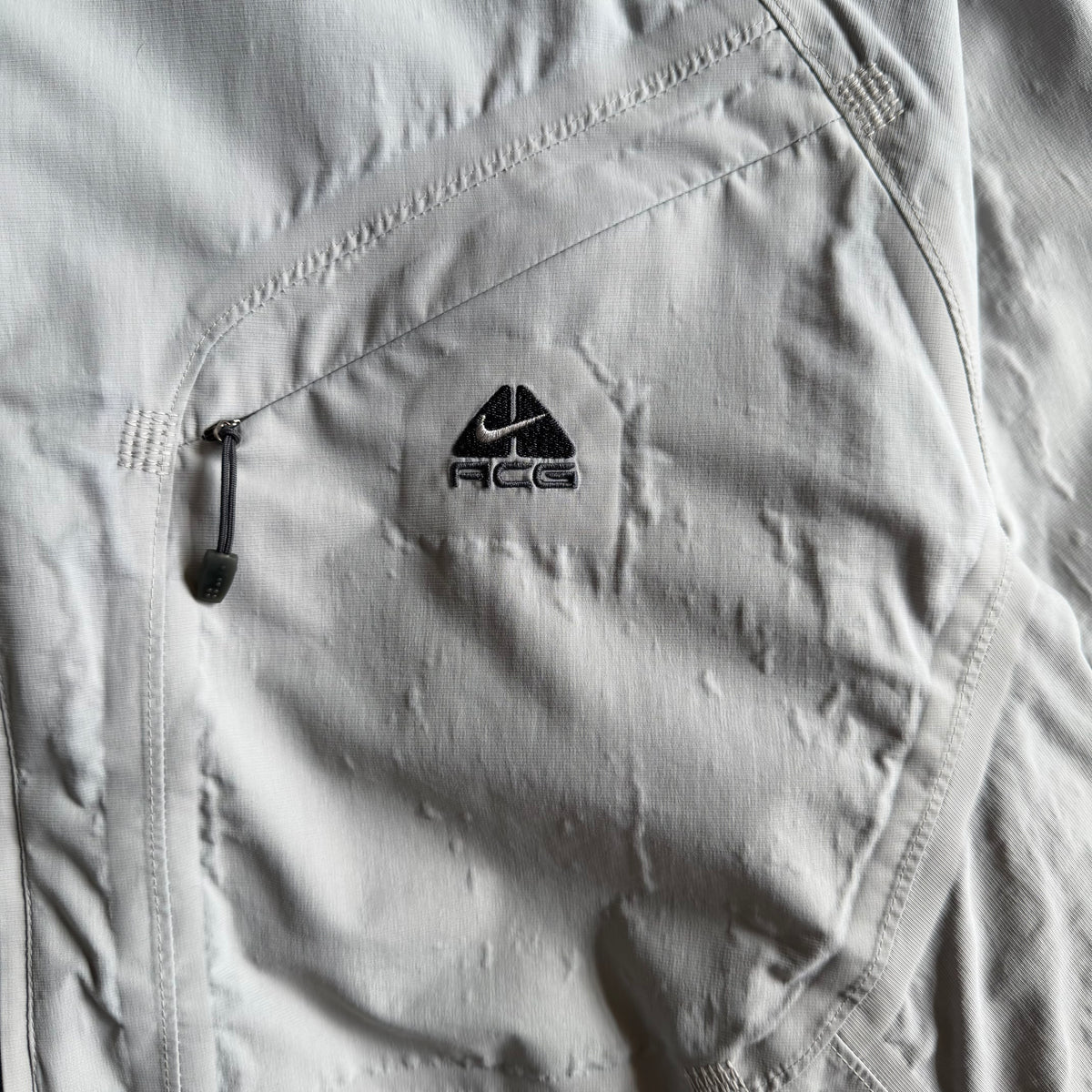Y2K Nike ACG 3 Layer Grey Snowboarding Jacket