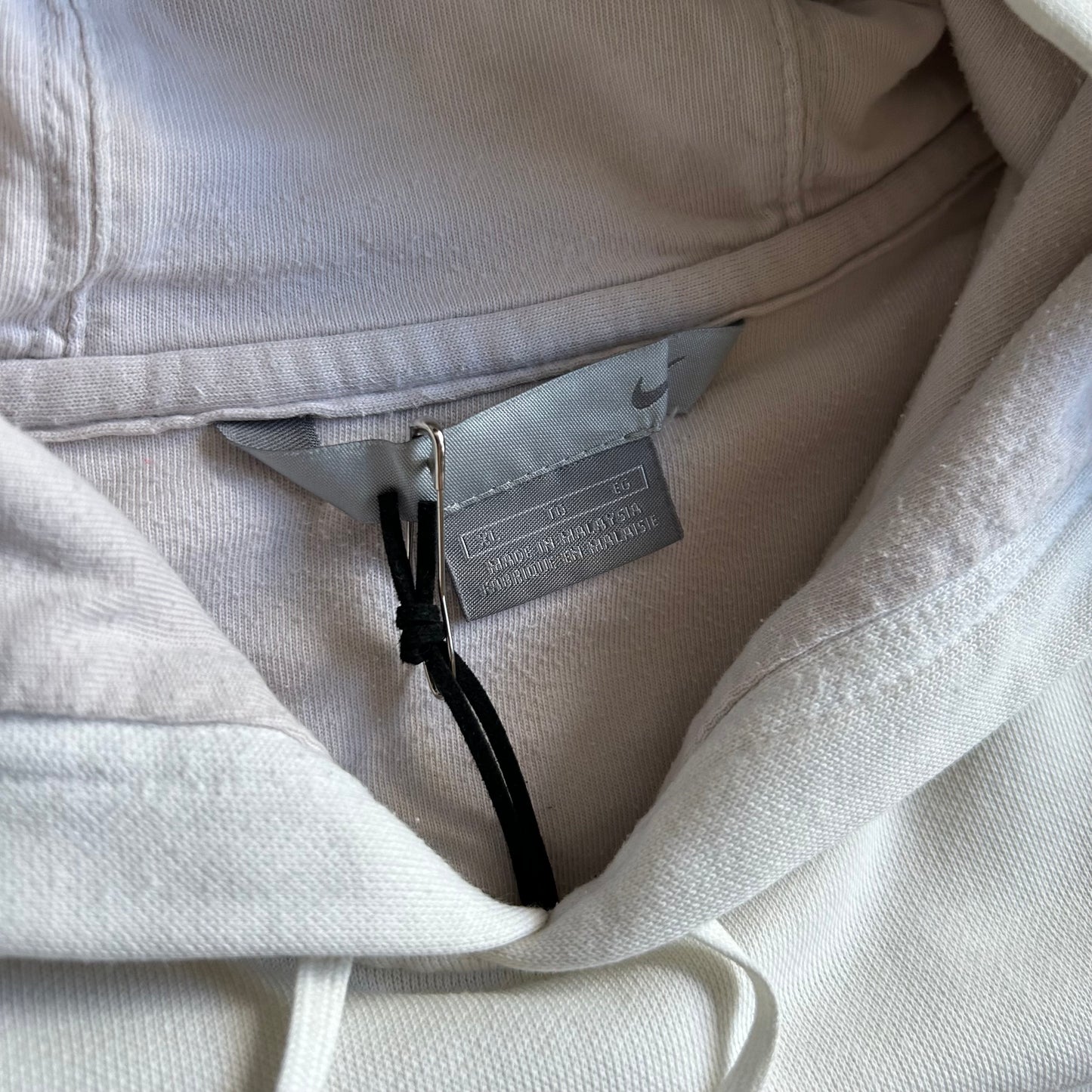 Vintage Nike White & Navy Spell-Out Center Swoosh Hoodie