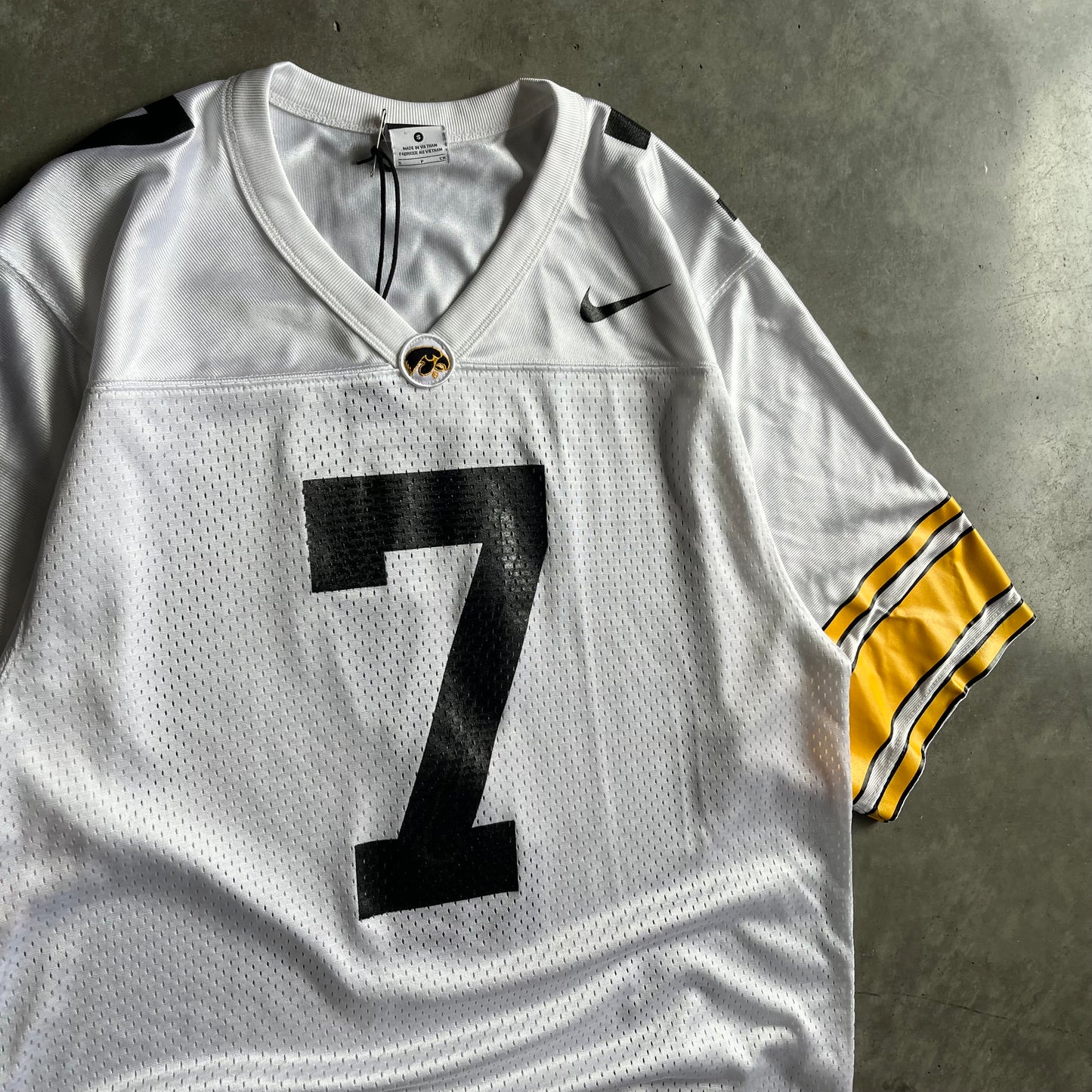 Y2K Iowa Hawkeyes Team Nike #7 Football Jersey