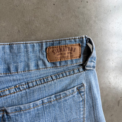 Y2K Women’s Levi’s Signature Secret Zipper Pocket Jorts