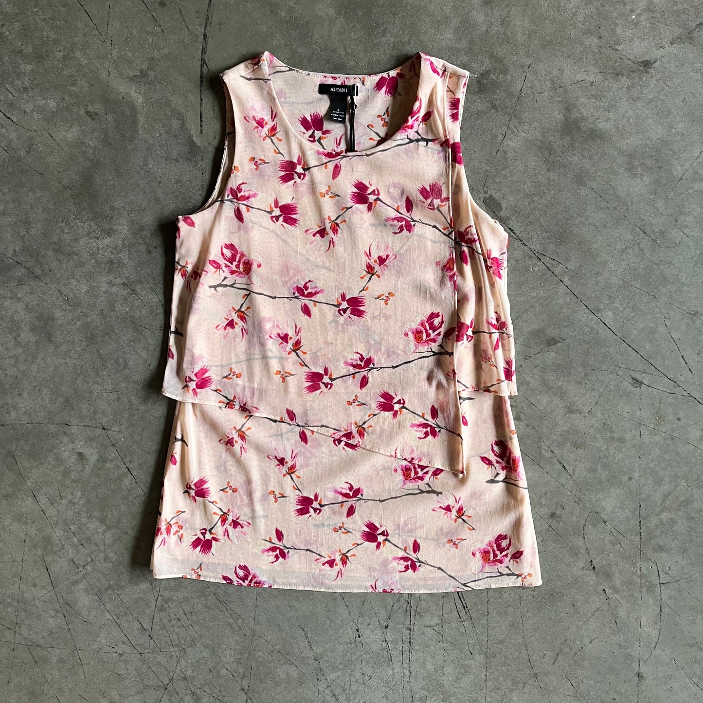 Women’s Y2K Alfani Boho Asymmetric Pink Floral Tank