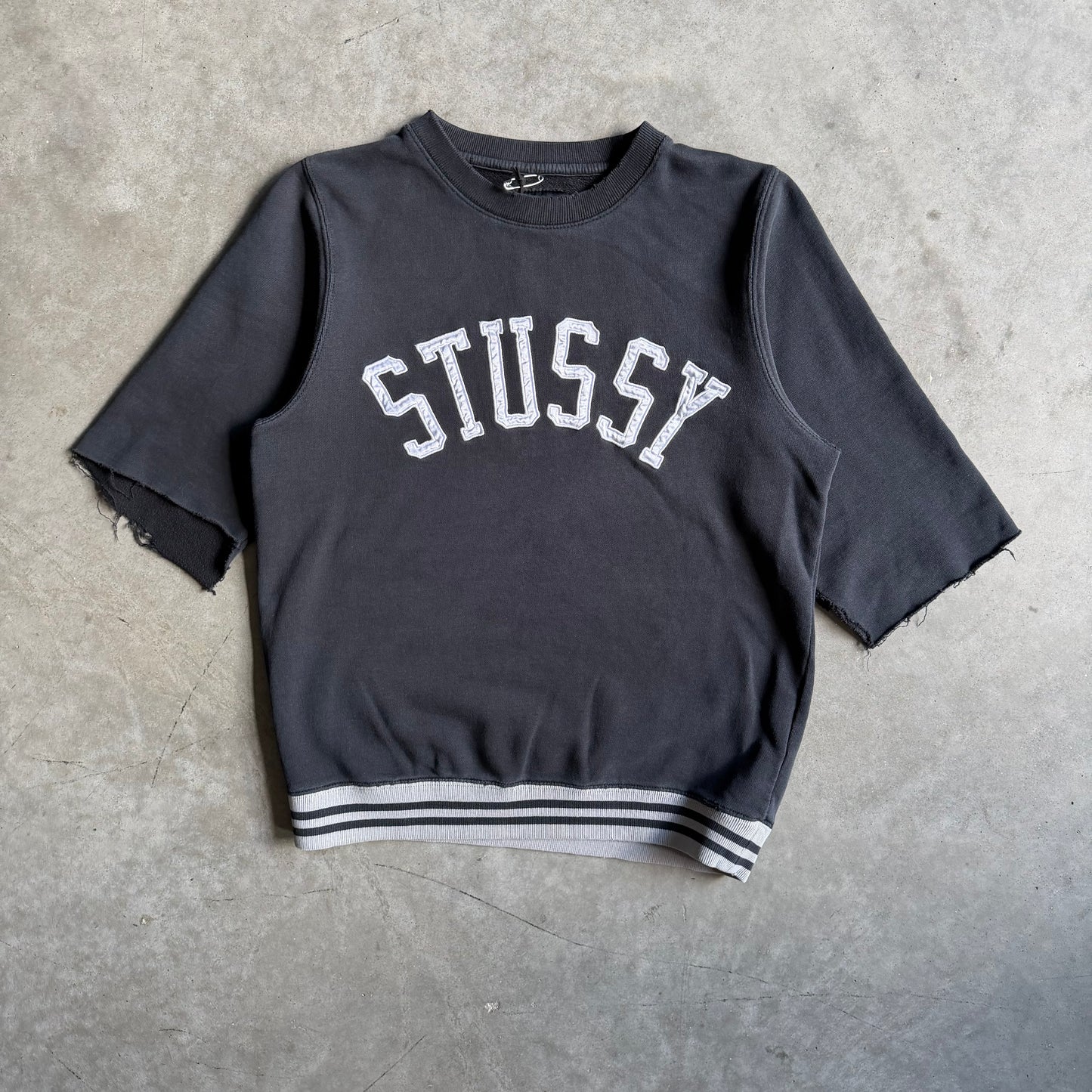 Y2K Stussy 1/2 Sleeve Silver Embroidered Spell-Out Sweatshirt