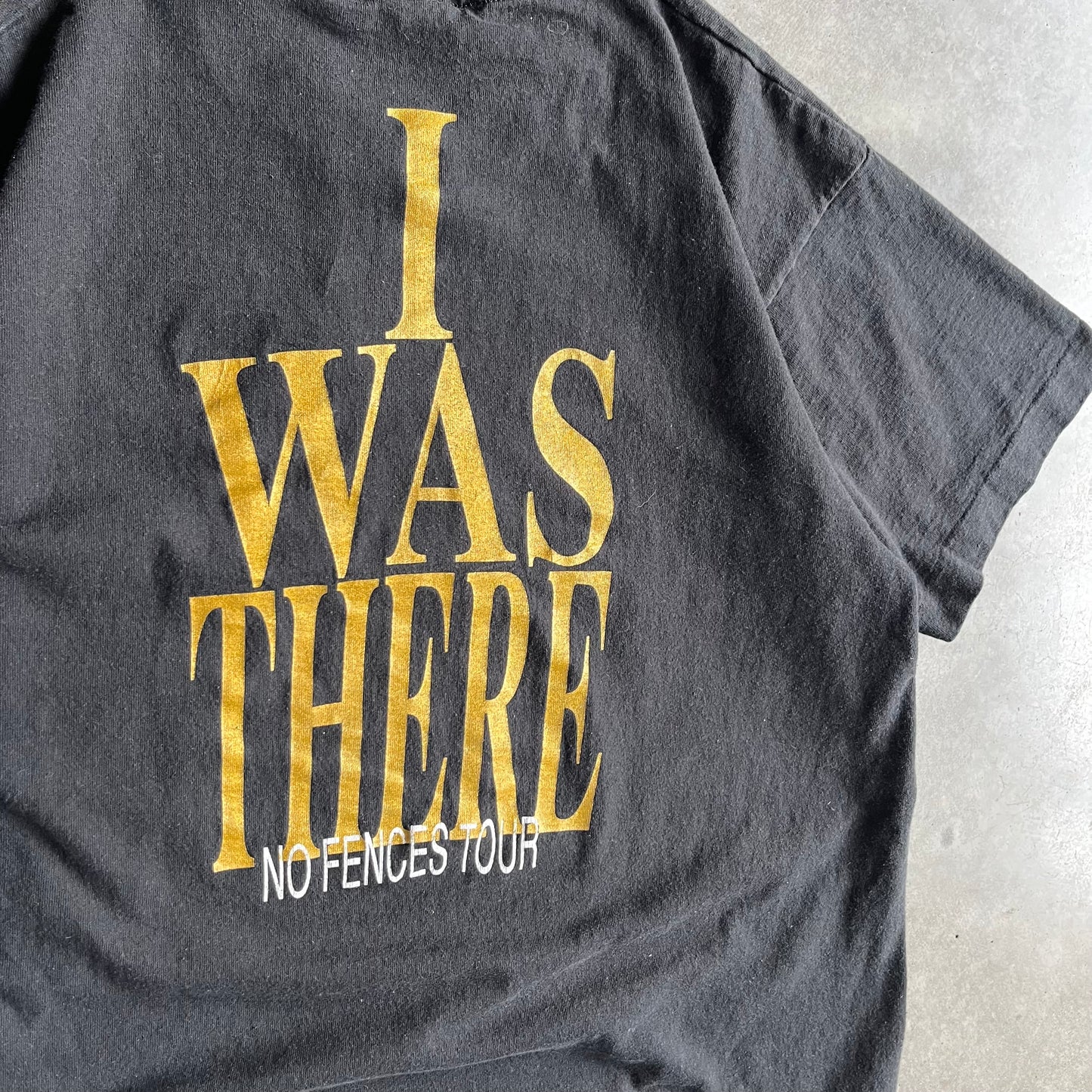 Vintage Garth Brooks ‘No Fences’ Black Tour Tee