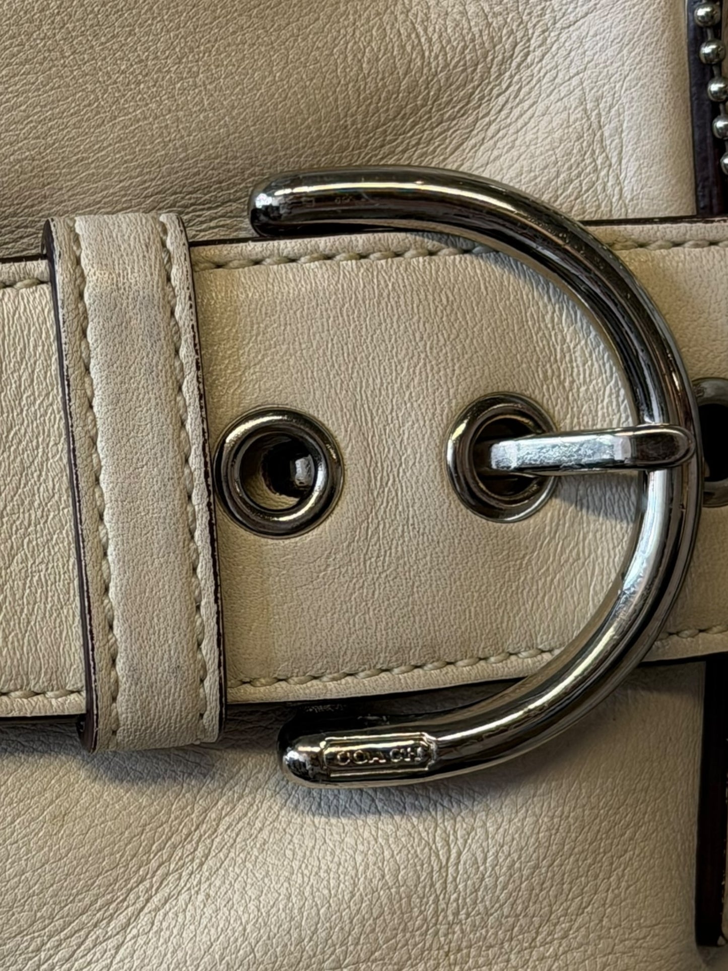 Coach Y2K White Leather Soho Buckle Bag