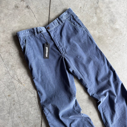 Women’s 70s Levi’s Panatela Dust Blue Corduroy Flare Pants