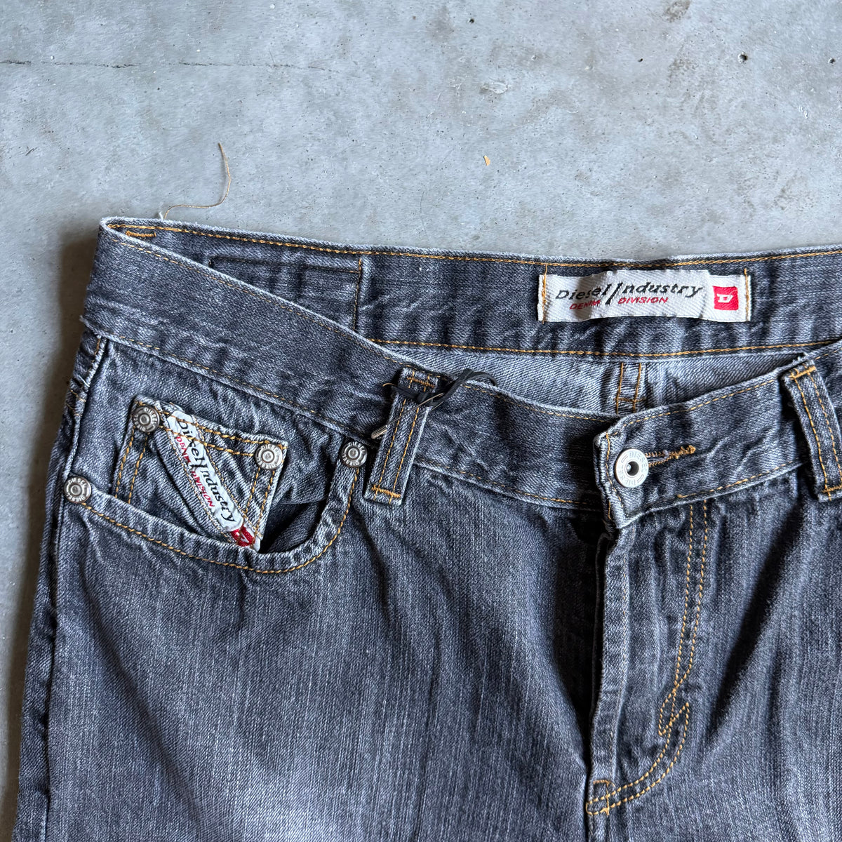 Y2K Diesel Industries Black Washed Straight Fit Jeans