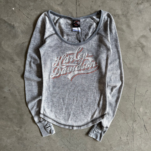 Women’s Y2K Harley Davidson Grey Thermal w/Spellout Graphic