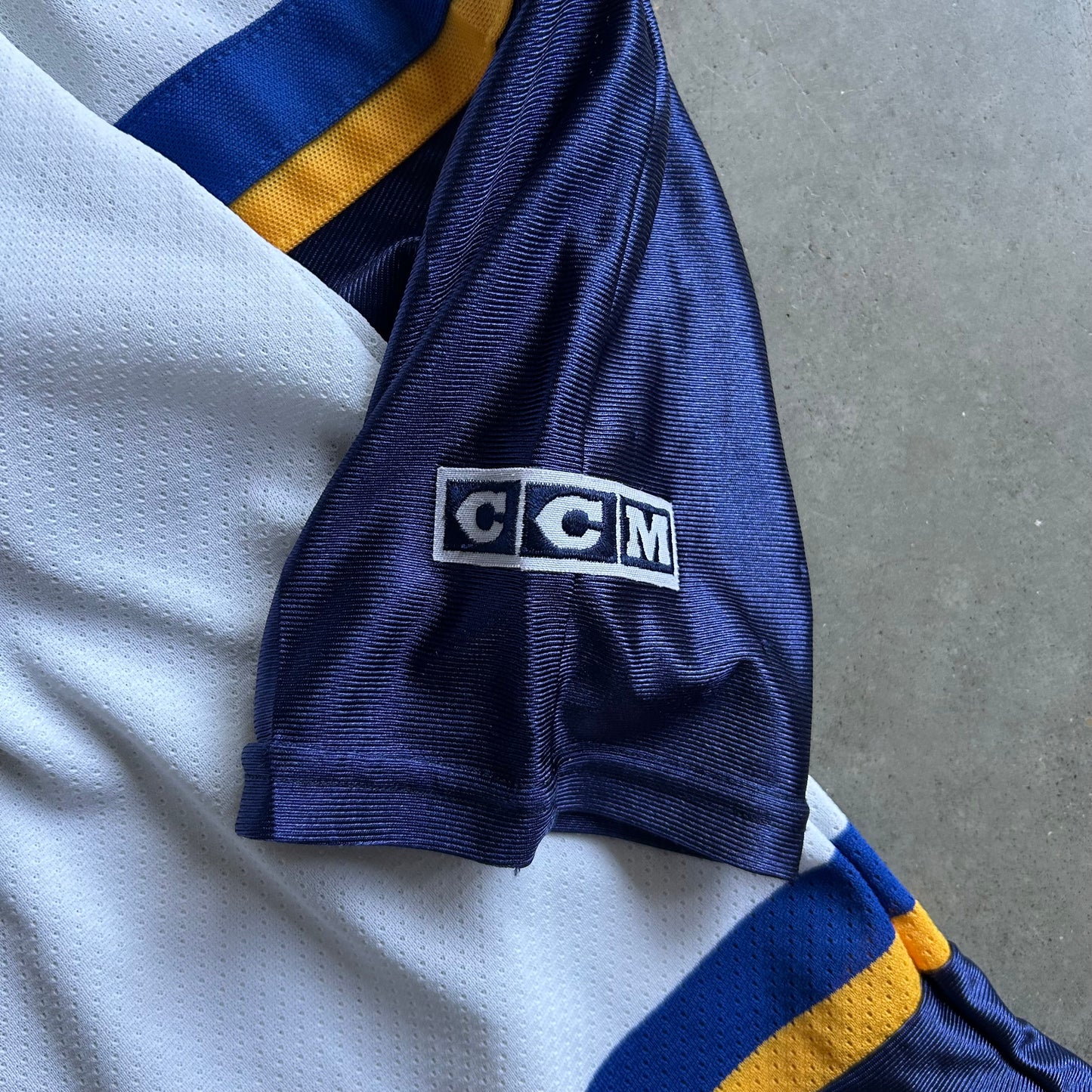 CCM NHL St. Louis Blues Hockey Jersey