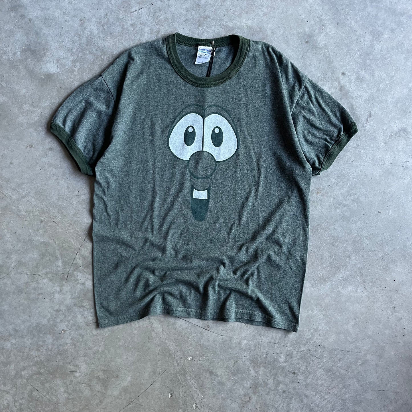 Y2K Veggie Tales Larry The Cucumber Face Tee