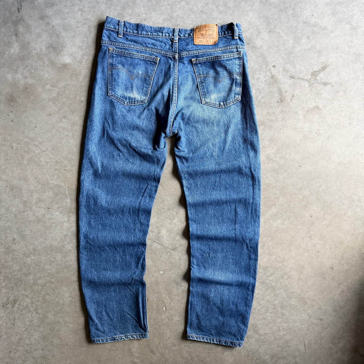 Y2K Levi’s 505 Regular Fit Blue Jeans