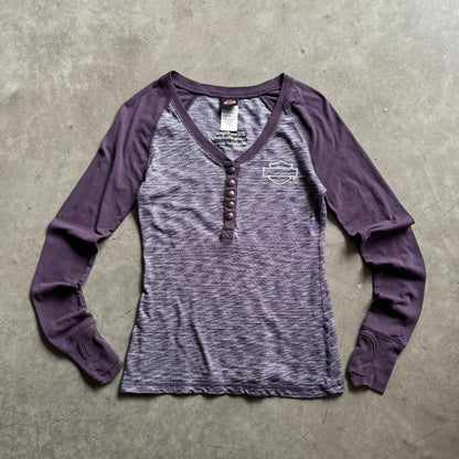 Women’s Y2K Harley Davidson Purple Henley With Skull Buttons & Thumb Holes