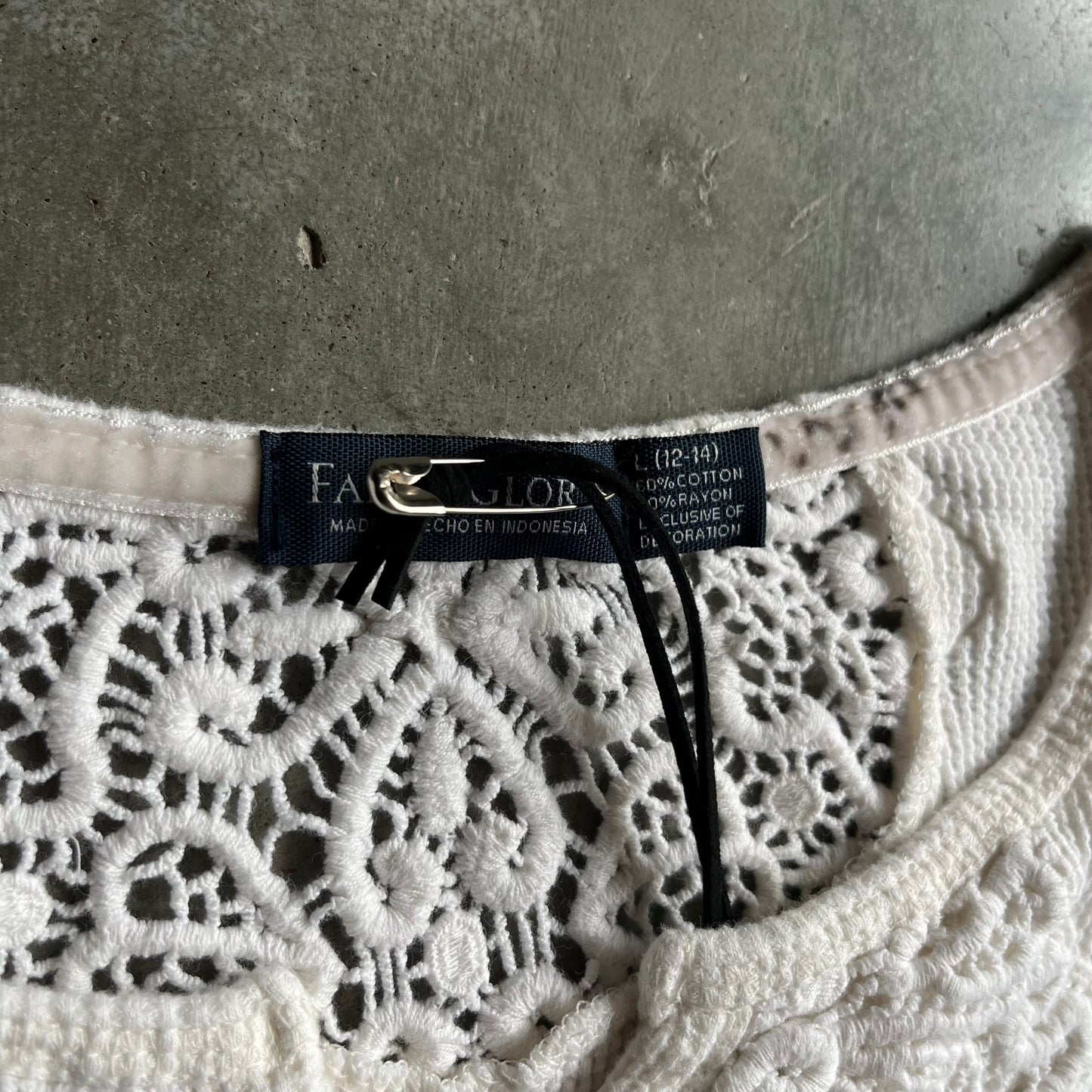 Women’s Y2K Faded Glory Lace Thermal