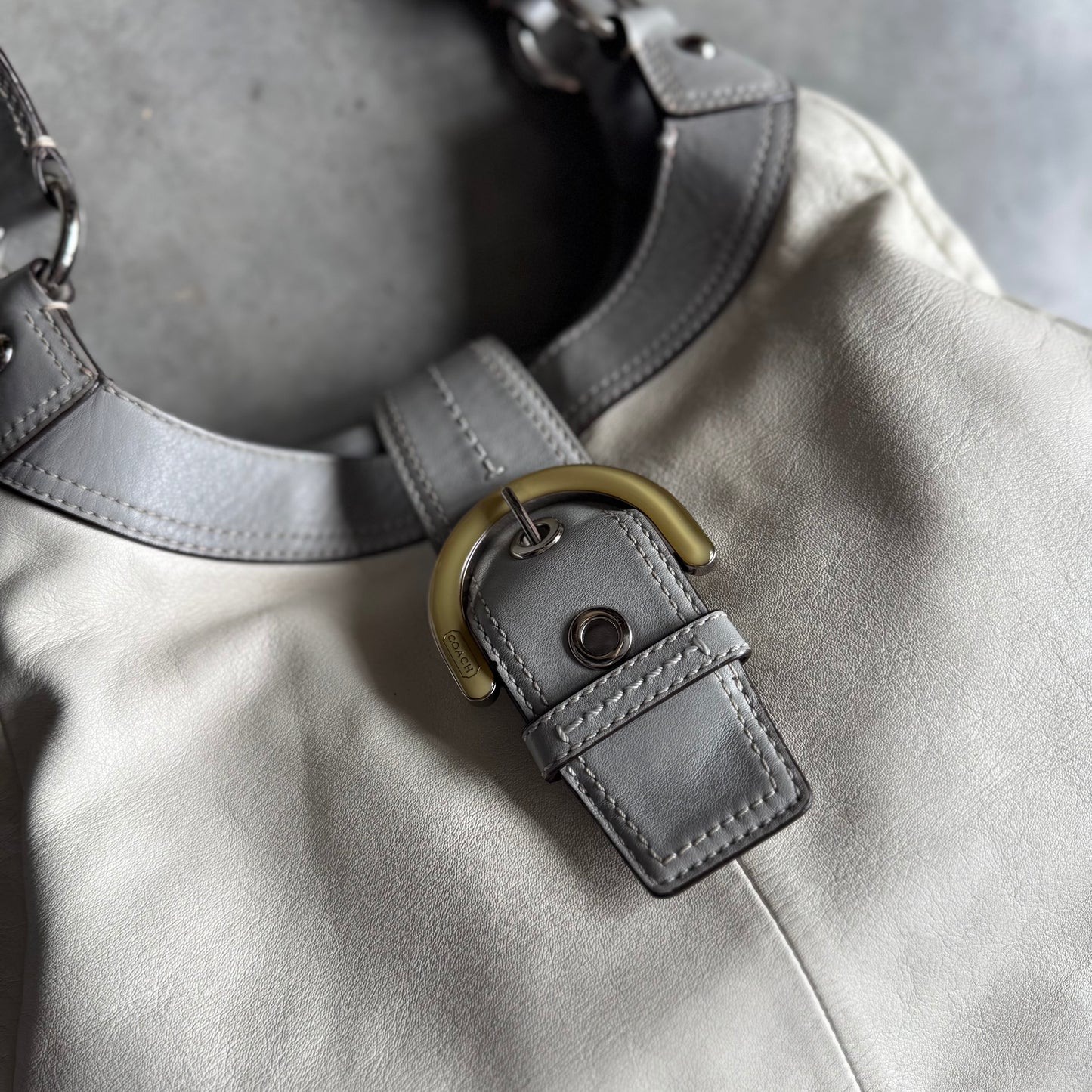 Y2K Coach SoHo Large Hobo Bag White/Grey