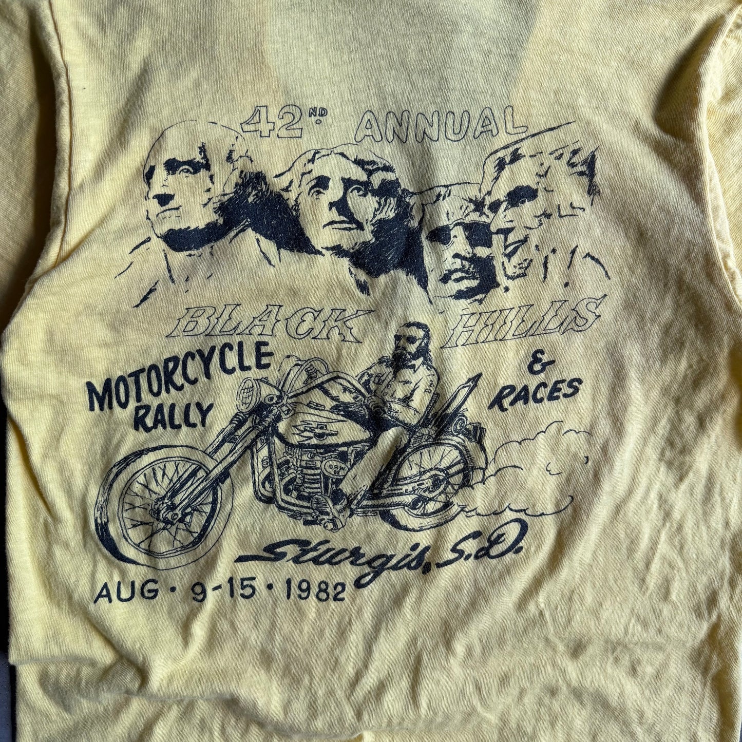 Vintage 80s Harley Davidson Deep V Eagle Yellow Sturgis T Shirt