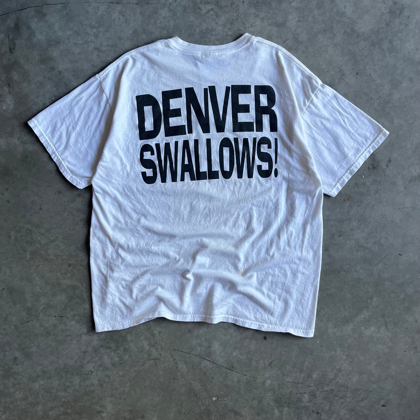 Vintage “Oakland Sucks” NFL Joke Tee