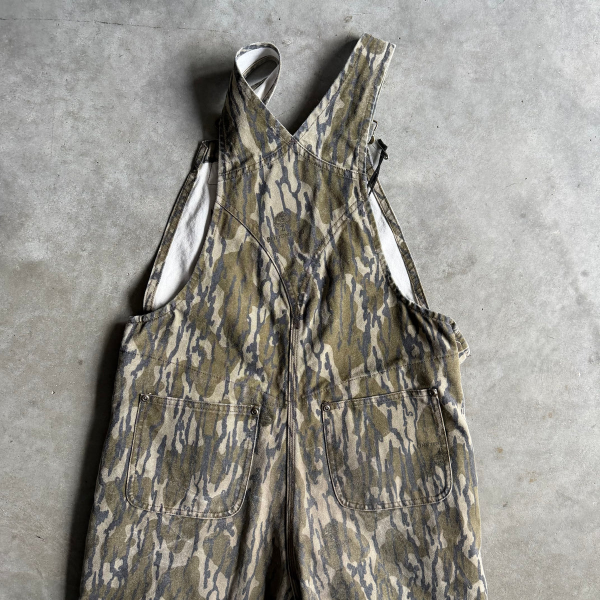 Y2K Women’s Carhartt Camo Double Knee Snow Overalls