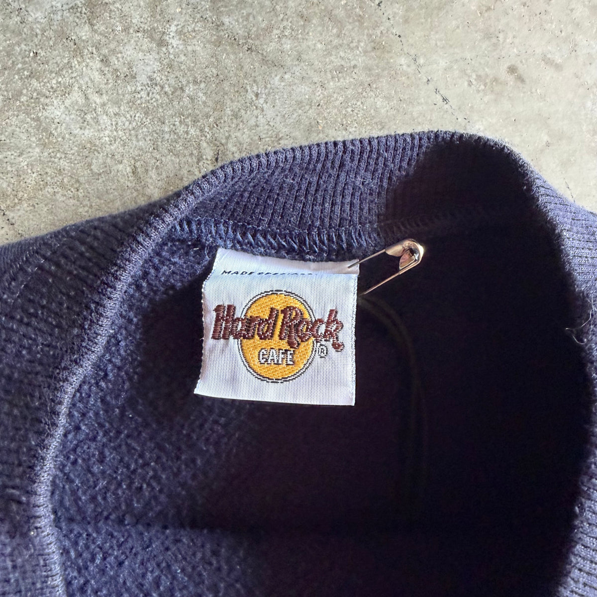 Y2K Hard Rock Cafe Cancun Location Embroidered Spell-Out Sweatshirt
