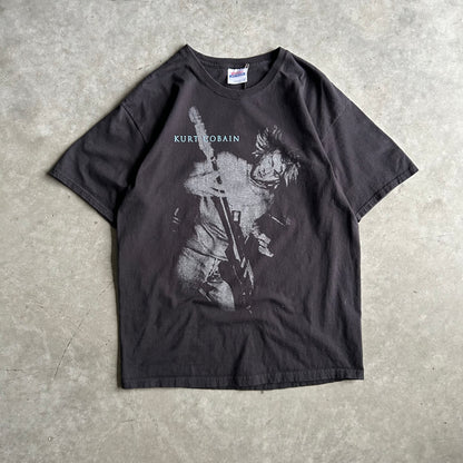 Y2K Kurt Cobain Final Bow Tee